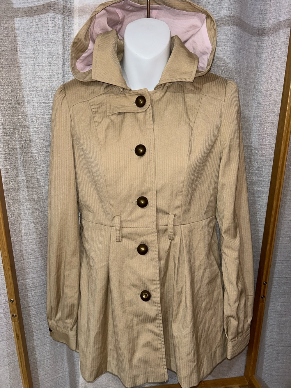 Tulle Beige Trench Coat with Dark Button Accents